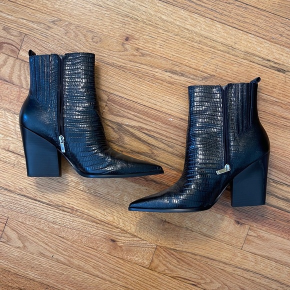 Marc Fisher Mariel Heeled Western Ankle Boots | Women's Size 11 - Picture 3 of 11